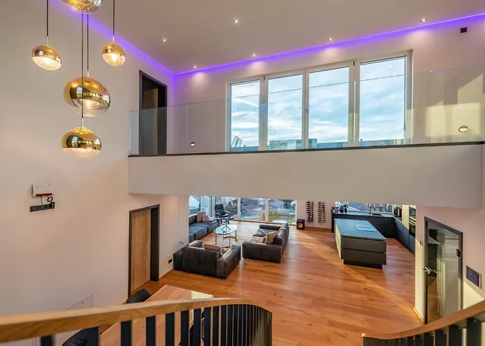 Moderne Villa Mit Whirlpool Und Heimkino