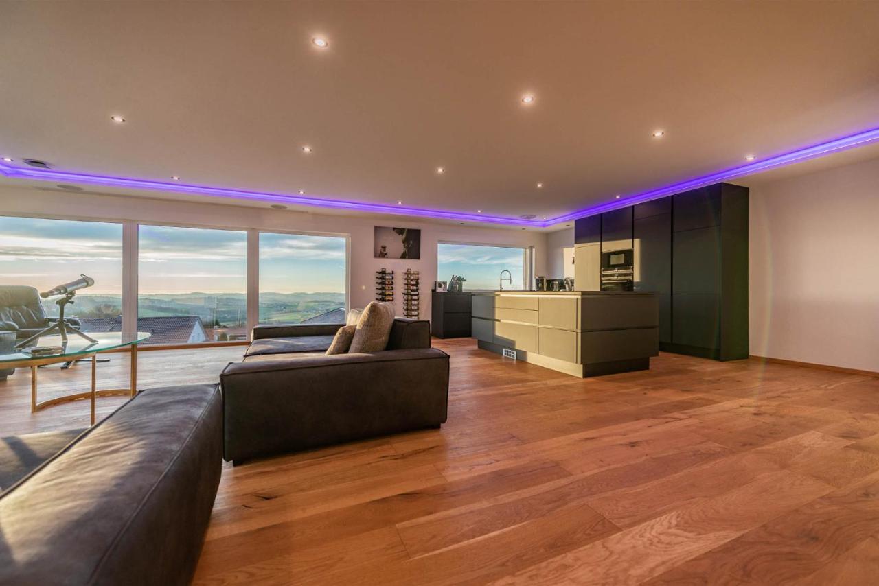 Moderne Mit Whirlpool Und Heimkino Willa Waldkirchen
